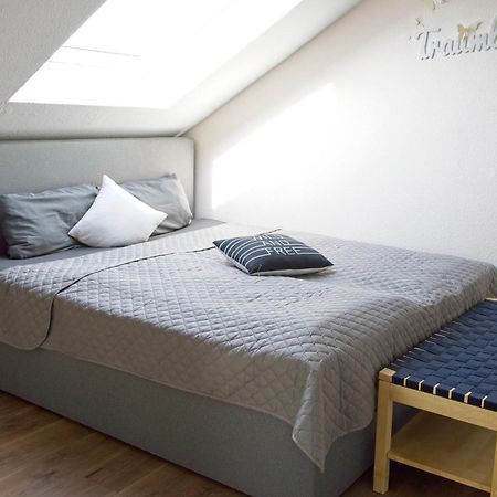 Neustadt-Aussicht - Grosse Wohnung Mit Balkon 드레스덴 외부 사진